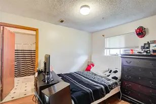 1421 N Ave S, Freeport, TX 77541 - Photo 23