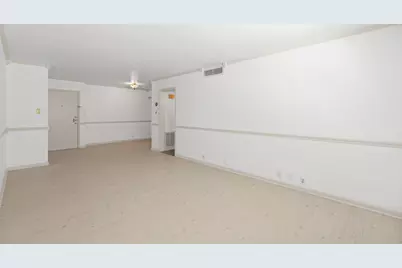 2601 Bellefontaine Street #B105, Houston, TX 77025 - Photo 15
