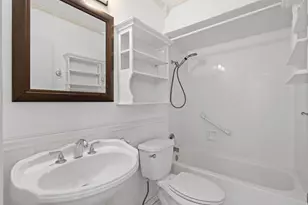 2601 Bellefontaine St, Houston, TX 77025 - Photo 7