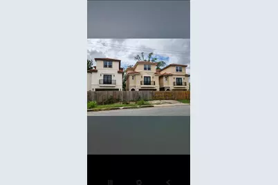 000 Denton Street, Houston, TX 77028 - Photo 1