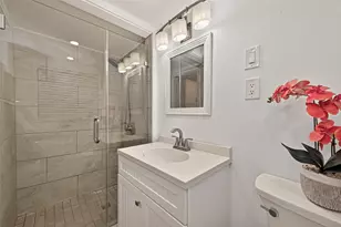 1711 Avenue M, Galveston, TX 77550 - Photo 5