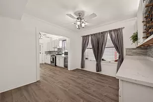 1711 Avenue M, Galveston, TX 77550 - Photo 39