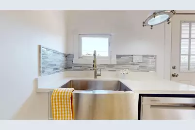 1711 Avenue M, Galveston, TX 77550 - Photo 17