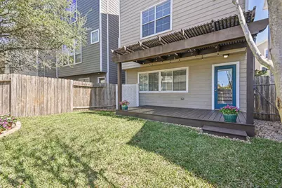 3208 Clearview Circle, Houston, TX 77025 - Photo 33