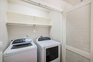 3208 Clearview Cir, Houston, TX 77025 - Photo 27