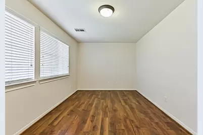 3208 Clearview Circle, Houston, TX 77025 - Photo 5