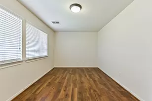 3208 Clearview Cir, Houston, TX 77025 - Photo 5