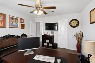 12535 W Hillock Ln, Houston, TX 77047 - Photo 21