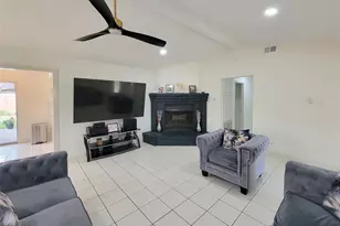 12519 Orleans St, Houston, TX 77015 - Photo 11
