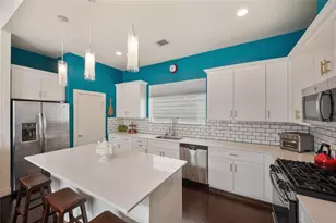 2210 Lou Ellen Ln, Houston, TX 77018 - Photo 7