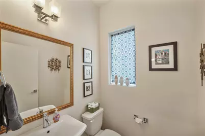 2210 Lou Ellen Lane #F, Houston, TX 77018 - Photo 9