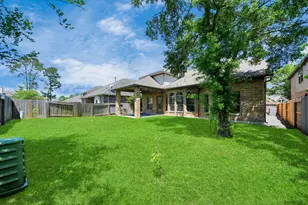 12430 Fossil Point Ln, Humble, TX 77346 - Photo 15