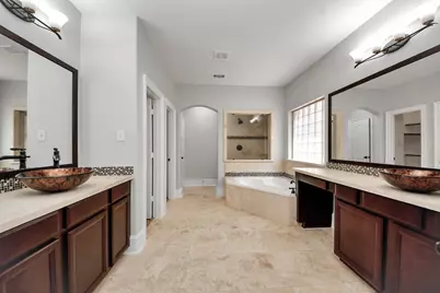 12430 Fossil Point Lane, Humble, TX 77346 - Photo 9