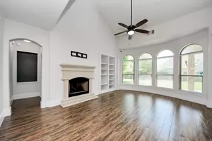 12430 Fossil Point Ln, Humble, TX 77346 - Photo 5