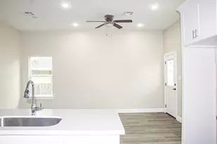 8309 Parker Rd, Houston, TX 77078 - Photo 3