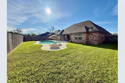 112 Jefferson, Clute, TX 77531 - Photo 43