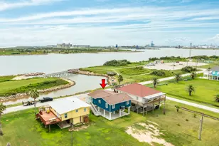310 Parkview Rd, Surfside Beach, TX 77541 - Photo 3