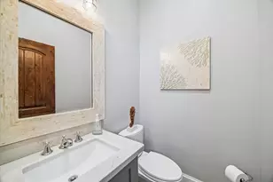 1210 Avenue M, Galveston, TX 77550 - Photo 7
