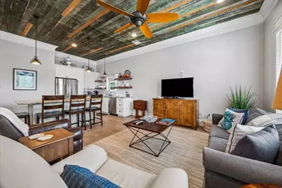 1210 Avenue M, Galveston, TX 77550 - Photo 3