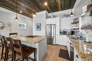 1210 Avenue M, Galveston, TX 77550 - Photo 5