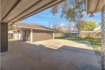 5006 Homewood Lane, Baytown, TX 77521 - Photo 45