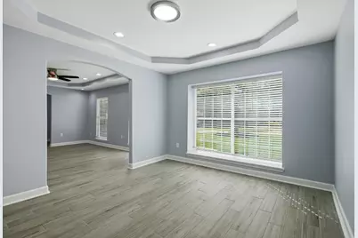 5006 Homewood Lane, Baytown, TX 77521 - Photo 17