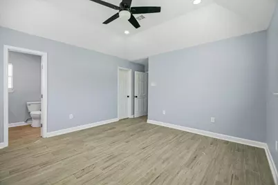 5006 Homewood Lane, Baytown, TX 77521 - Photo 25