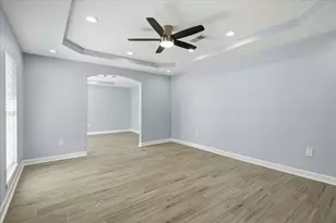 5006 Homewood Ln, Baytown, TX 77521 - Photo 21