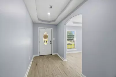 5006 Homewood Lane, Baytown, TX 77521 - Photo 3