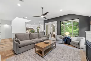 51 Sky Terrace Pl, The Woodlands, TX 77381 - Photo 9