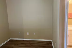 14310 Larkhall Ln, Houston, TX 77014 - Photo 9