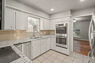 17410 Spicewood Springs Ln, Spring, TX 77379 - Photo 11