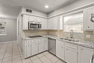 17410 Spicewood Springs Ln, Spring, TX 77379 - Photo 9