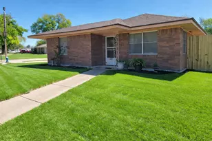 5658 Berry Creek Dr, Houston, TX 77017 - Photo 1
