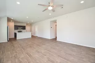 5539 Kingston Crst Ln, Katy, TX 77449 - Photo 3