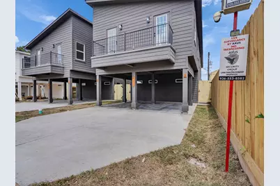 8810 Crestview Drive, Houston, TX 77028 - Photo 3