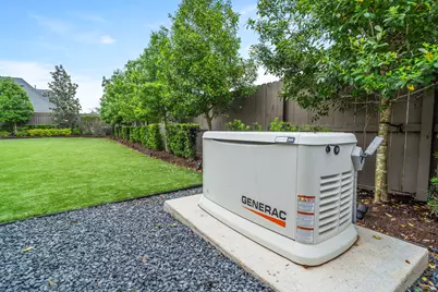 9407 Pershing Court, Missouri City, TX 77459 - Photo 47