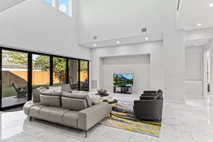 14002 Woodthorpe Ln, Houston, TX 77079 - Photo 9