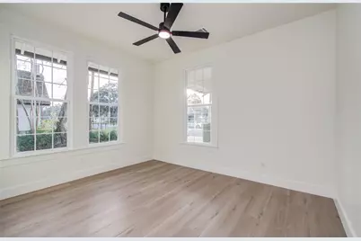 727 Travis Street, Columbus, TX 78934 - Photo 17