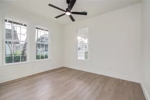 727 Travis St, Columbus, TX 78934 - Photo 17