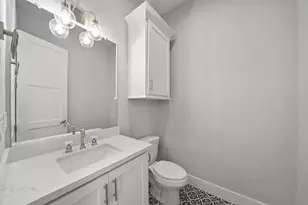 5345 Larkin St, Houston, TX 77007 - Photo 9