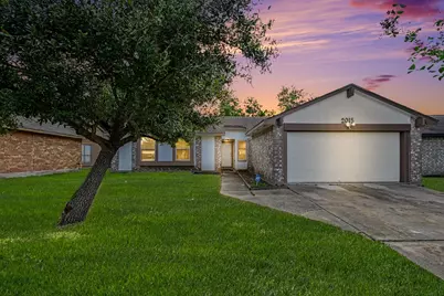 2015 Highcrest Drive, Missouri City, TX 77489 - Photo 1