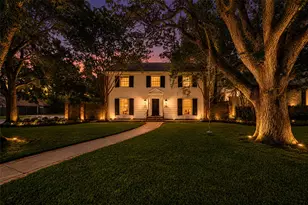 3105 Locke Ln, Houston, TX 77019 - Photo 1