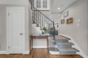 3105 Locke Ln, Houston, TX 77019 - Photo 5