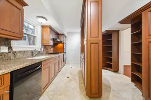 2426 Glen Haven Blvd, Houston, TX 77030 - Photo 7