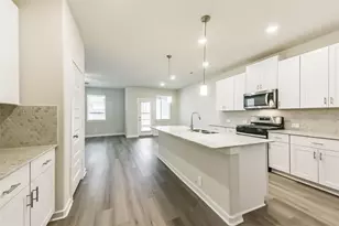 583 Avisa Dr, Kemah, TX 77565 - Photo 9