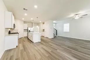 583 Avisa Dr, Kemah, TX 77565 - Photo 11