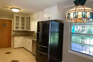 617 Graceland St, Houston, TX 77009 - Photo 9