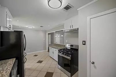 617 Graceland Street, Houston, TX 77009 - Photo 11