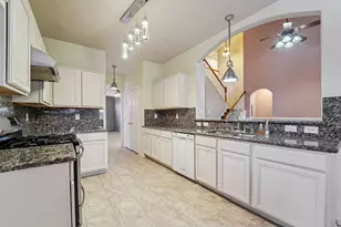 3818 Ridge Canyon Rd, Baytown, TX 77521 - Photo 17